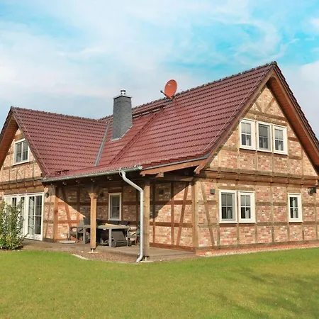 Ostseehaus Ulrich * Groß Schwansee